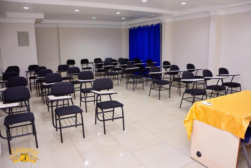 Atalanta Hotel ماكابا المظهر الخارجي الصورة