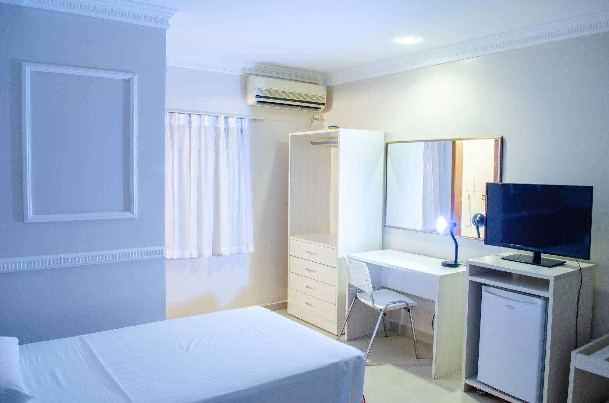 Atalanta Hotel ماكابا المظهر الخارجي الصورة